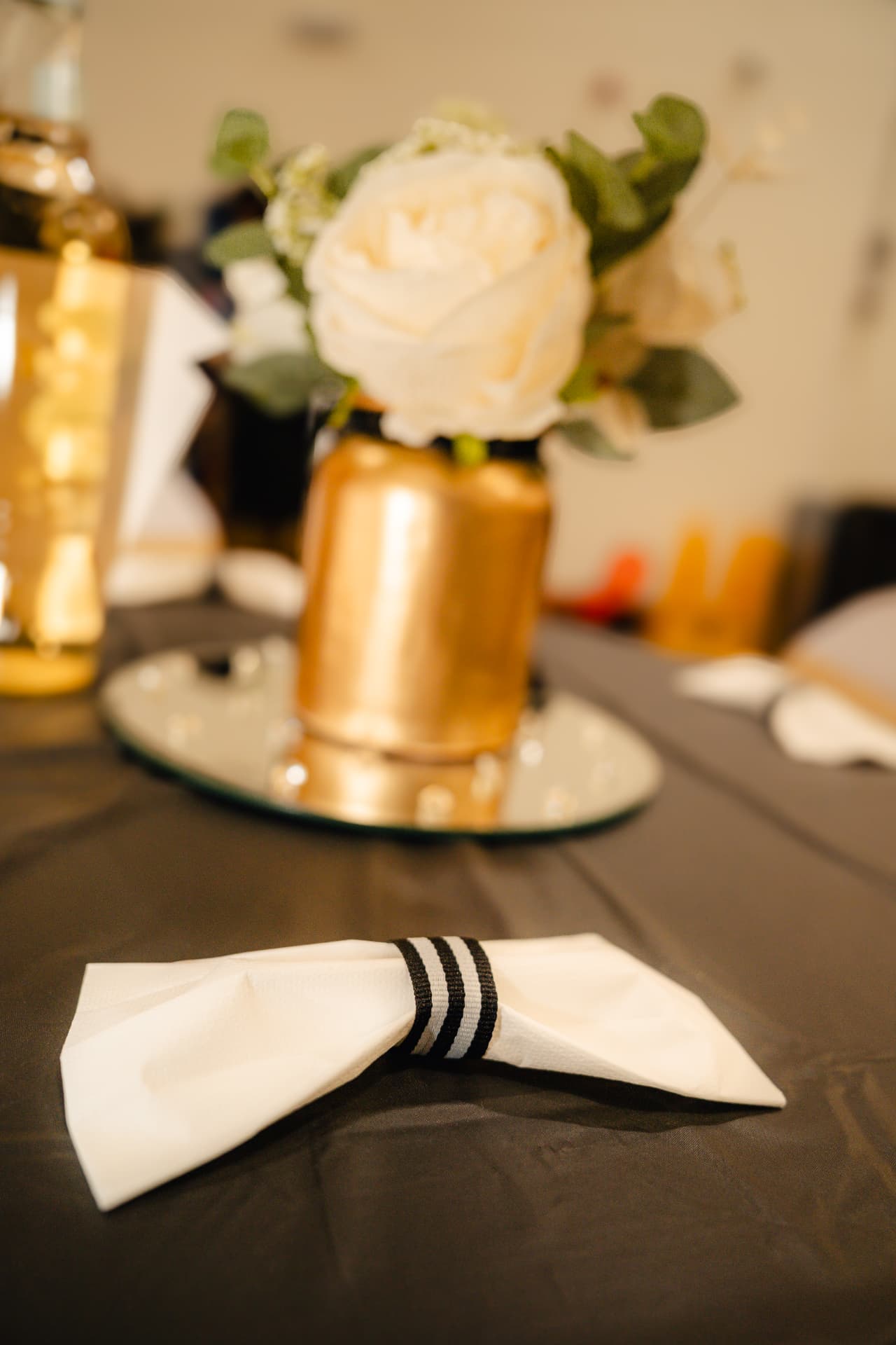 The Napkin Bow — Place Settings